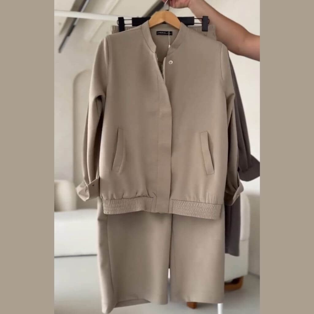 4 Pocket Style Premium Quality Winter 2-Pcs Tracksuit. CWTS-38