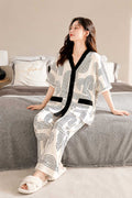 (NEW) Of White with Black Korean Style V-Neck Printed Drop Shoulder Half sleeves